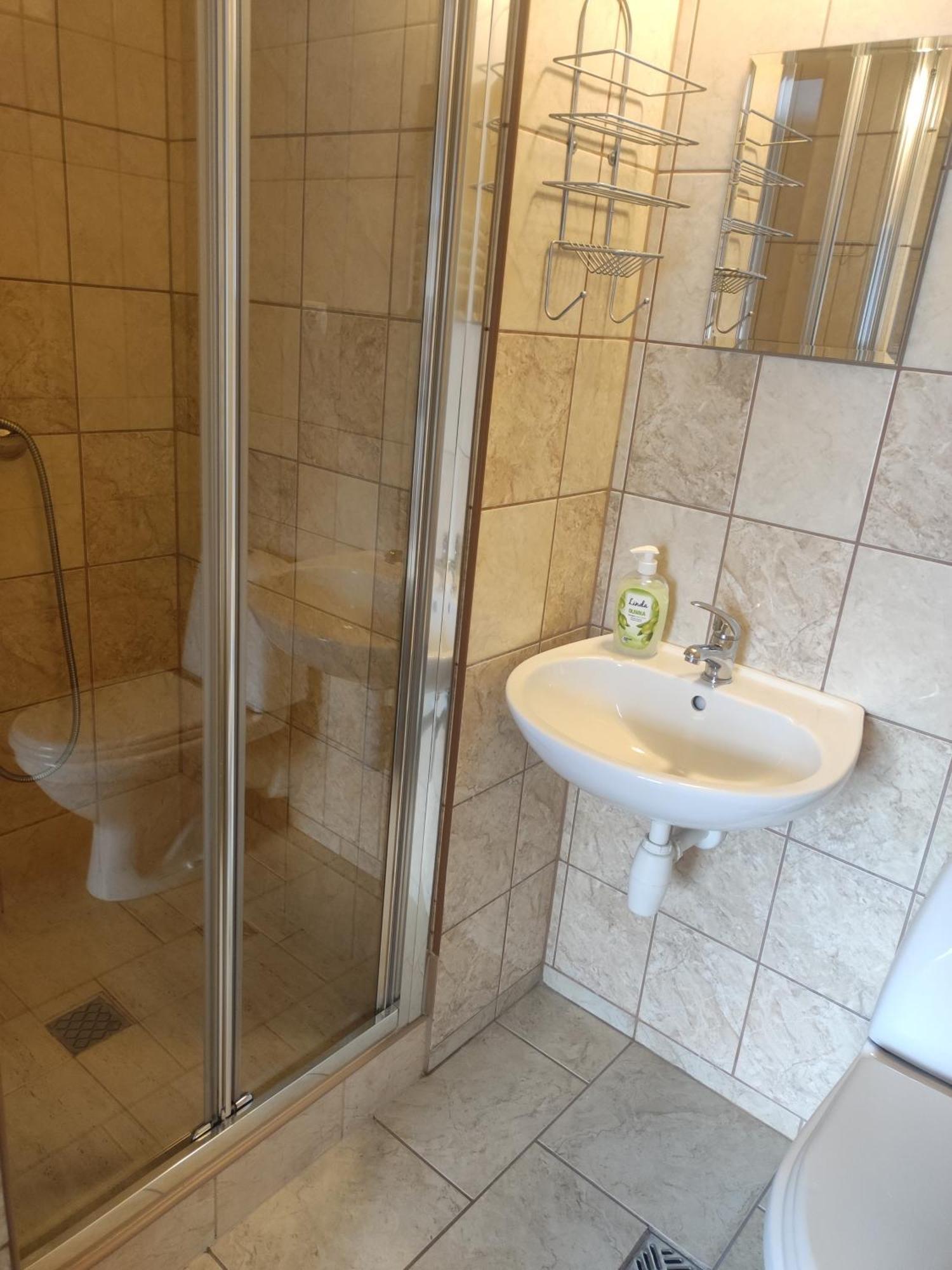 U Wajdy Apartment Ciche Male Phòng bức ảnh